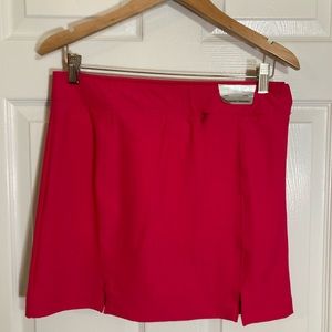 Under Armour SZ 6 Golf Skort Stretch All Seasons Gear Coral Pink Color NWT 69$